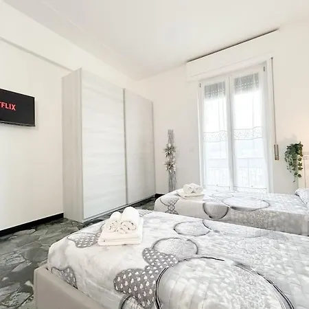 Elegant - Wifi - Smart Tv - Netflix Apartment Genoa